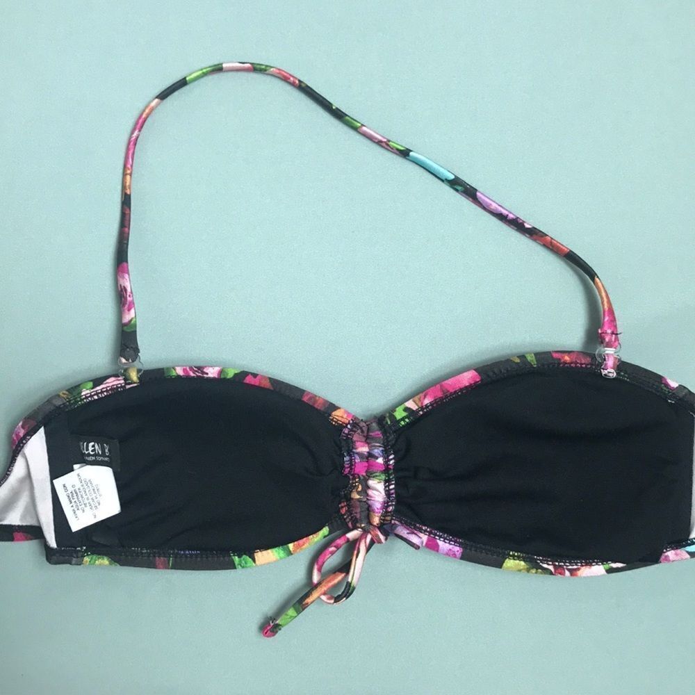Floral Pattern Swimsuit. - Picture 3 of 8